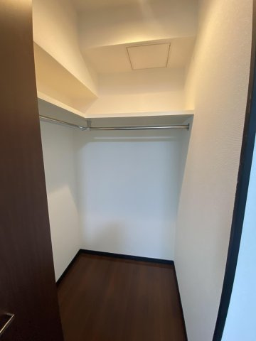 クイーンズプラザ久留米中央の収納|※別号室の写真になります