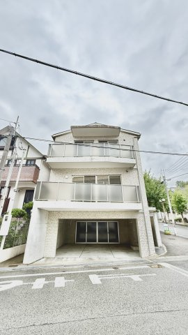 リフュージュ本山