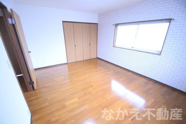 【寝室】 | 落ち着いて過ごせるお部屋なので、寝室にいかがでしょうか