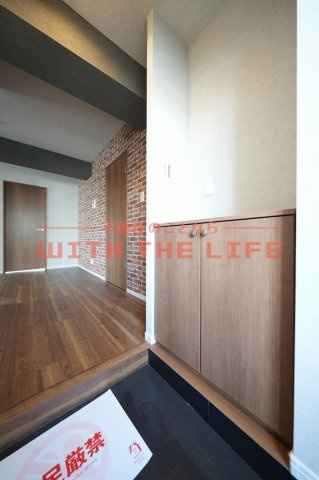 第6上野ビル【キャッシュバック対象物件】の玄関|シンプルで使いやすい玄関です