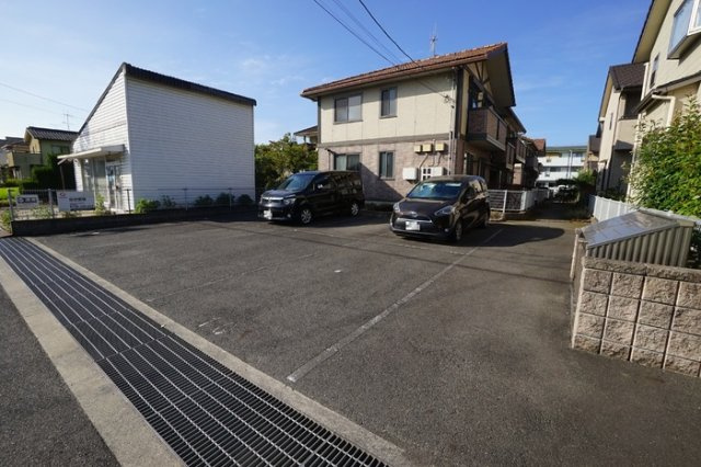 リベルタ　スクエア　A棟の駐車場