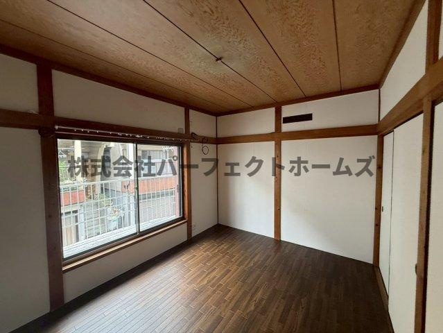 長尾家具町4丁目戸建　賃貸の洋室|明るい洋室です