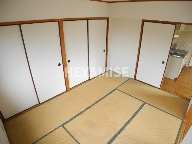 ファミーユ貝津の和室|※同物件反転タイプの写真でございます※現況を優先します※