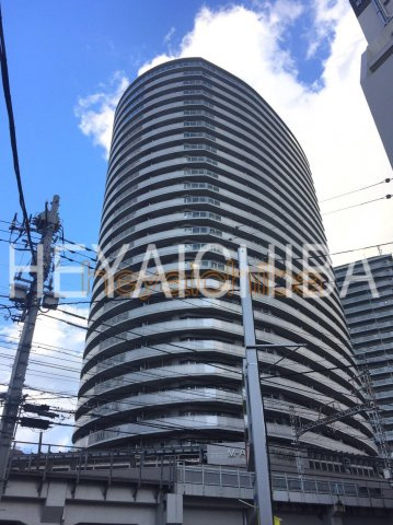 マークスタワーの外観
