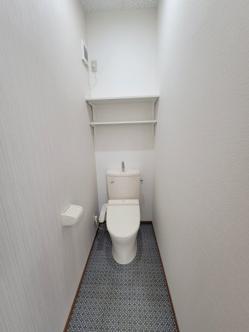 秦野市北矢名の事務所のトイレ