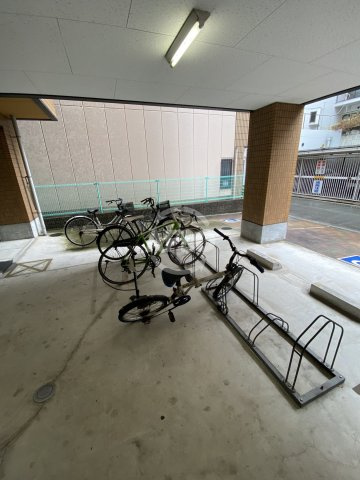 ドミール京町堀のその他共用部分|ドミール京町堀　駐輪場