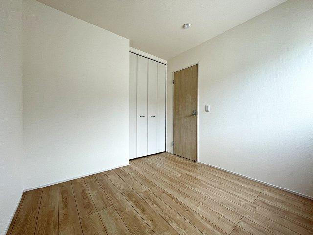 新築戸建・新築建売　郡山市大槻上柵　大槻小・大槻中の洋室|全居室収納完備！収納が多いとお部屋もスッキリ！お荷物が多くても安心です！
