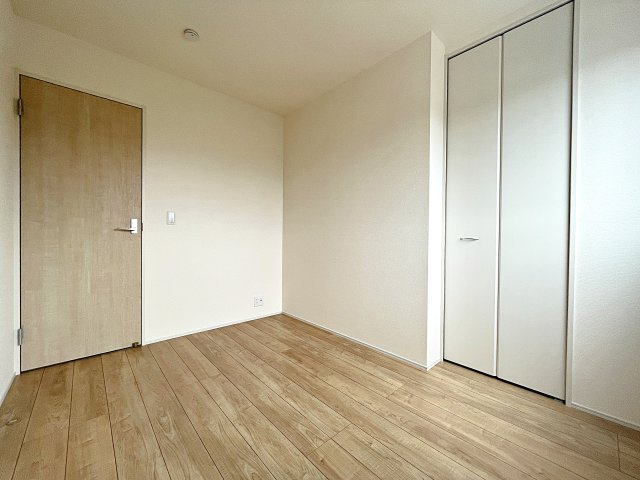 新築戸建・新築建売　郡山市大槻上柵　大槻小・大槻中の洋室|落ち着きのある空間で自分だけのプライベートな時間をお過ごしください！