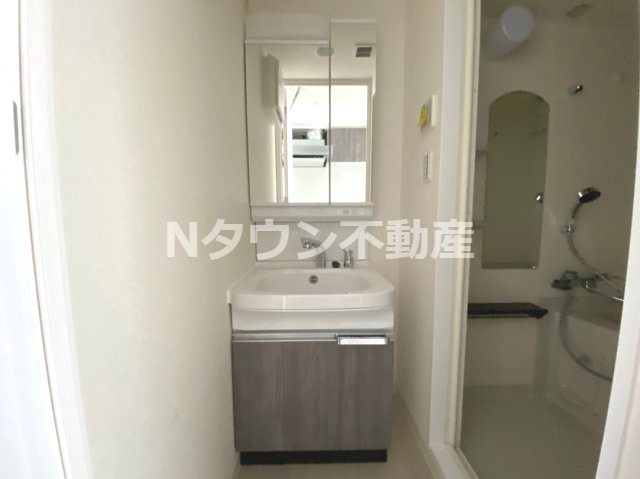 【洗面所】 | プレサンスNAGOYA覚王山 | スペースが確保できる洗面所です
