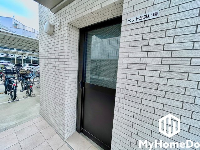 ファミリアーレ矢田レジデンスのその他共用部分|お散歩帰りにサッと洗える、便利なペット専用足洗い場