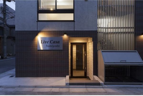 Live Casa Sumiyoshiのエントランス|ゆとりのあるエントランスです