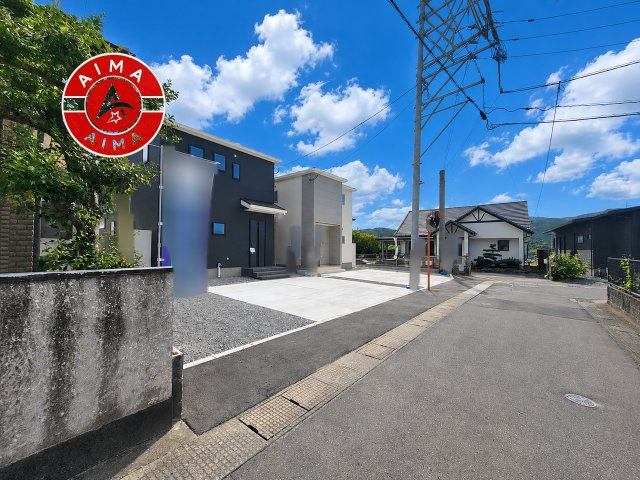 那珂川市山田第1-2棟（2号棟）の前面道路含む現地写真|見学の時間などお気軽にお問い合わせ下さい。
