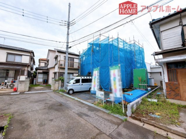 [新築住宅] 坂戸市片柳 全1邸の前面道路含む現地写真