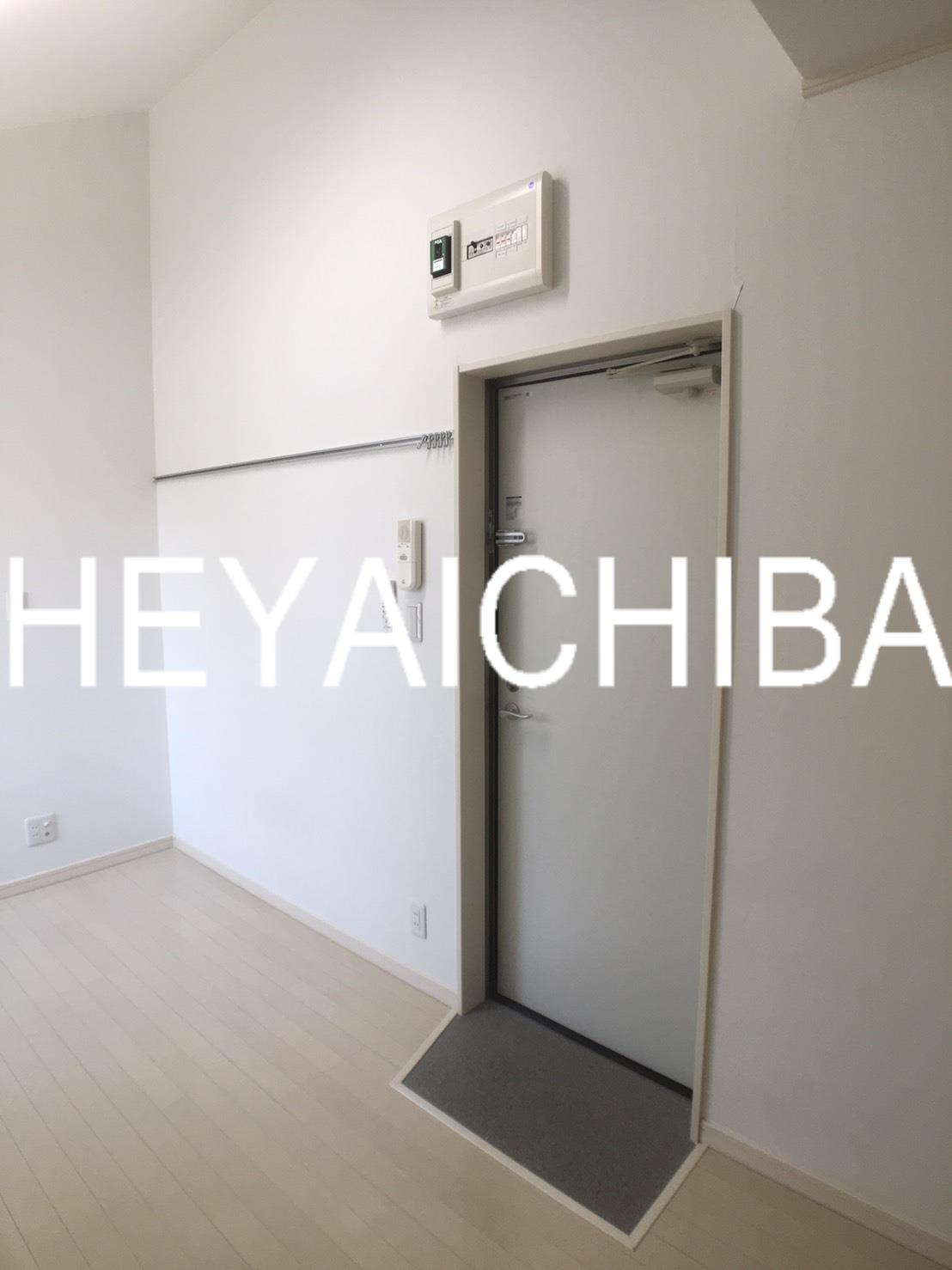 ラフィネ南千住の玄関