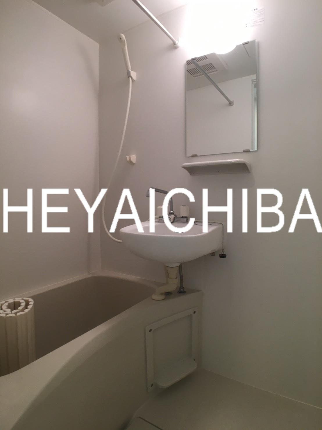 ラフィネ南千住の浴室