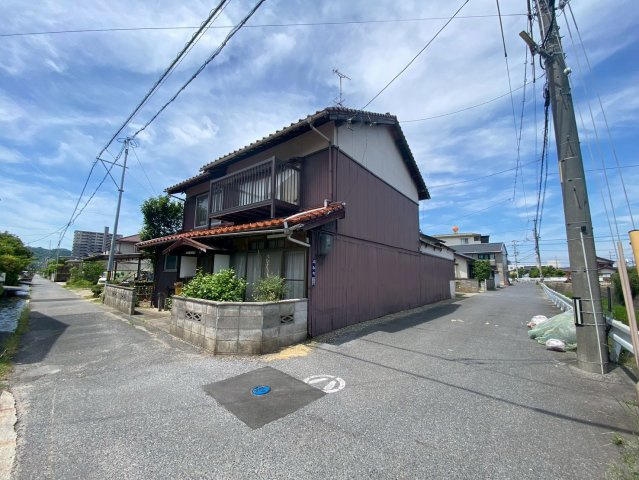 ■□昭和町土地□■の外観|角地になり、間取りの自由度も高い敷地になります。