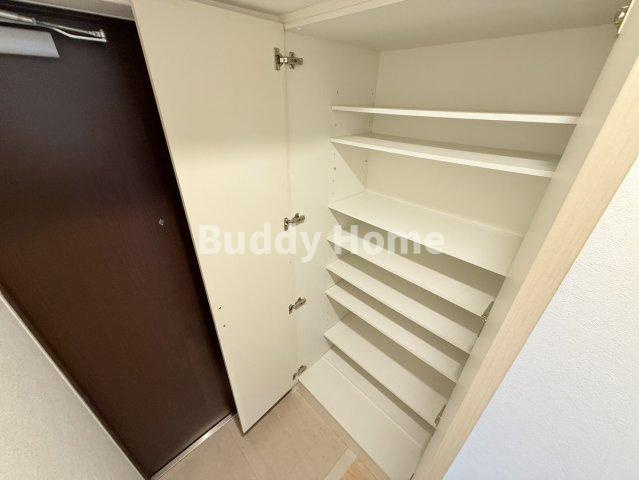 クローバー・グランデ昭和町の収納