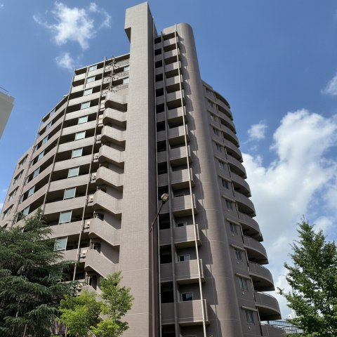 ディオレ西新宿の外観