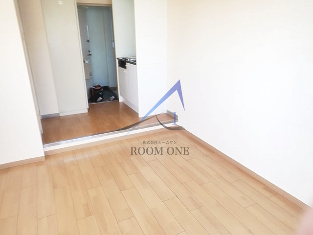 フォーラムイン東京１の居間・リビング|洋室のお部屋です。
