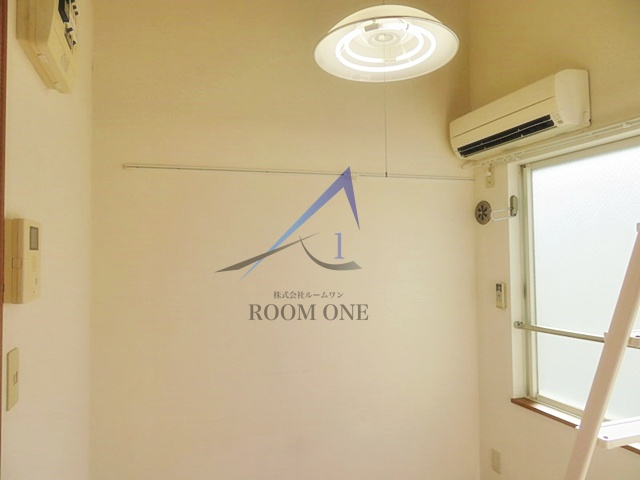 グレースアリス の居間・リビング|洋室のお部屋です。