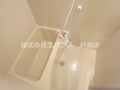 【浴室】 | ハイトピア千葉 | コンパクトで使いやすいお風呂です