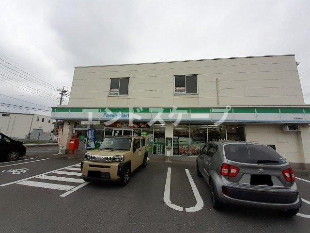 メゾン　ＴＯＺＥＮの周辺|ファミリーマート　前橋東善店まで120m
高崎、前橋のお部屋探しはエンドスケープまで！お客様の理想お聞かせ下さい♪