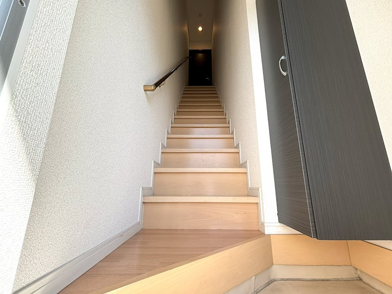 ルミエール鳥栖の玄関|きれいな玄関です♪