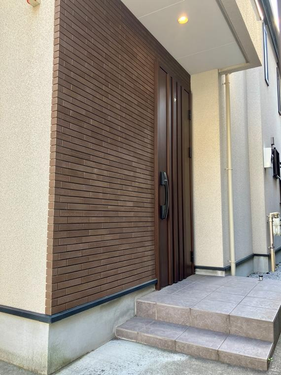 中井戸建のエントランス