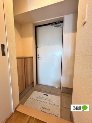 【玄関】 | ラプラージュ
