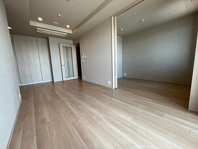 【居間・リビング】 | クロスエアタワー | ＬＤＫ　※前回募集時2022年5月の写真