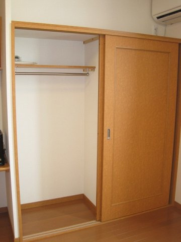 レオパレスプレミール上野Ⅱの内装