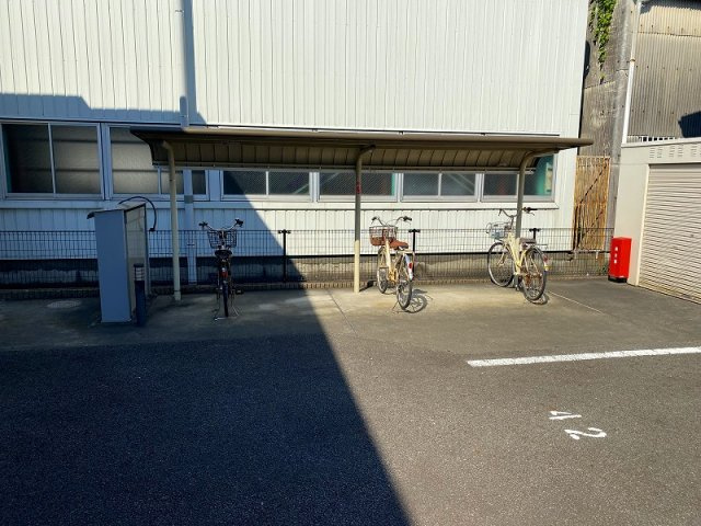 レオネクストバーン　ディーⅡのその他|駐輪場