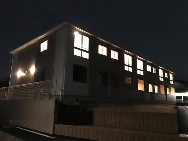 グロリアの外観|外観写真（夜）
