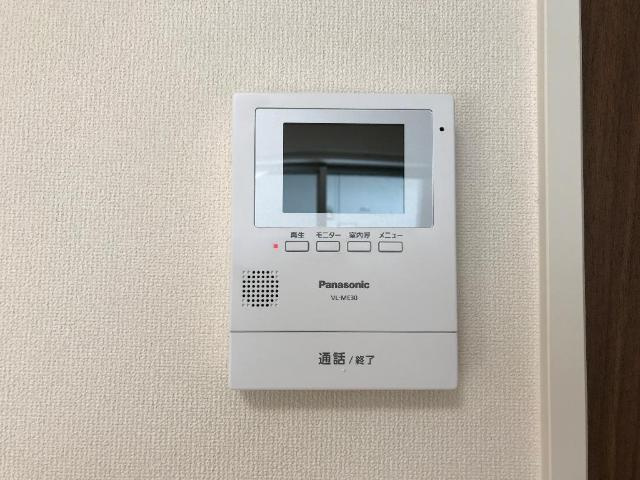 シャンペトルの内装|カメラ付インターホン（イメージ）