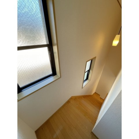 南陽荘の内装|階段
