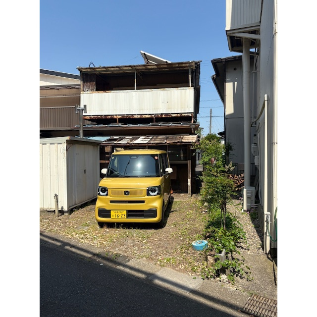 鏡島東1丁目戸建ての駐車場