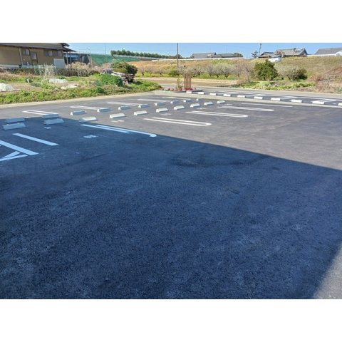 羽島郡笠松町円城寺のアパートの駐車場