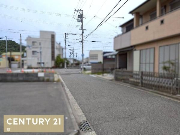 和歌山市和歌浦東１丁目　土地の前面道路含む現地写真