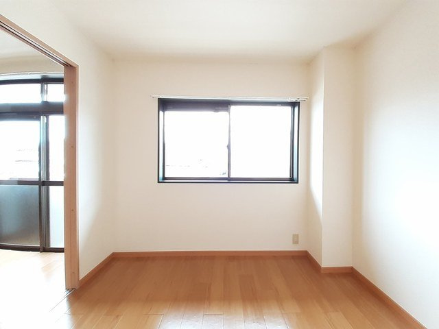 ライジングサンＡの内装
