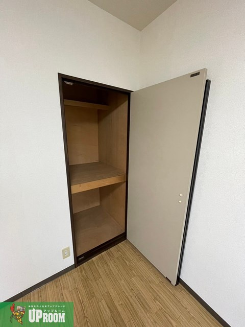 サンハイツ本郷 Bの収納