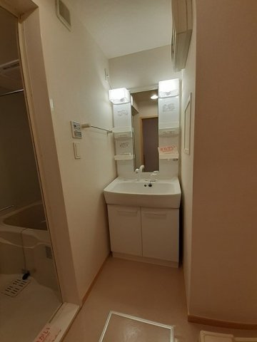 インテルメッツォ北藤の洗面所|当社、チルホームのHPもご覧ください(^^)/物件情報多数♪