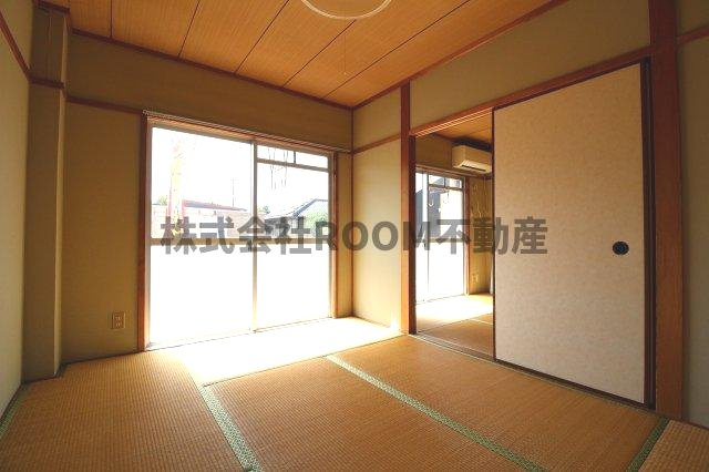 祝吉コーポレーションの和室