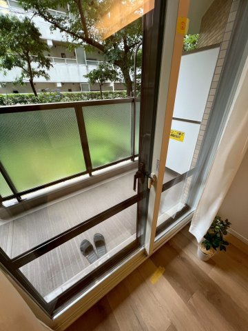 バームハイツ西葛西の設備|断熱性と防音性を高める二重サッシを採用しています。