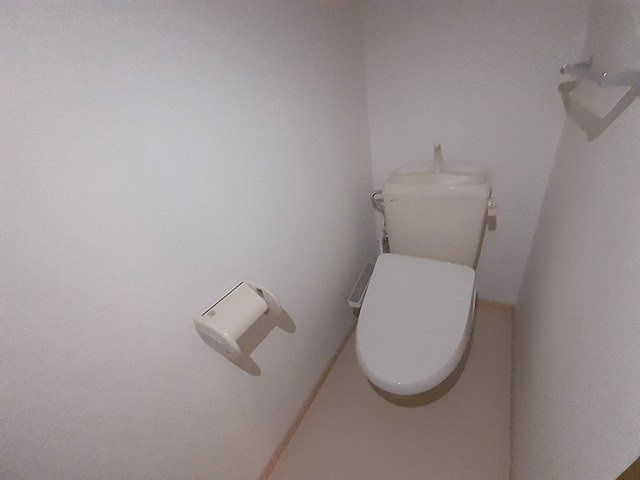 【トイレ】 | プリムヴェールⅡ | ゆったりとした空間のトイレです