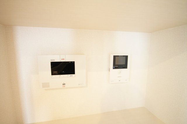 ニューレセンテカントリーのセキュリティ|※同建物の類似写真となります。