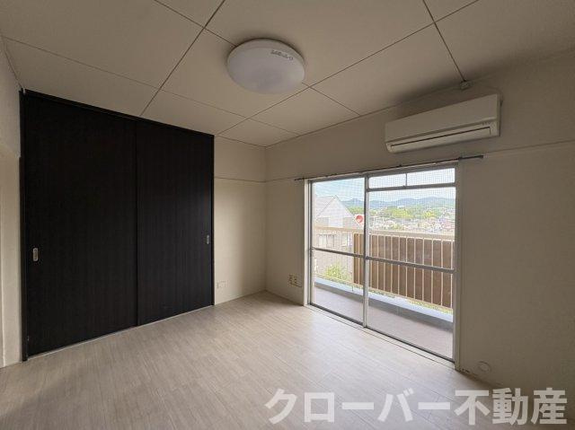 ココモタウン1番館の居間・リビング