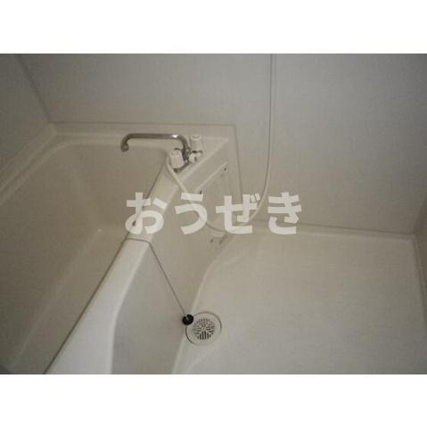 ＹＡＹＯＩ　ＣＯＵＲＴの浴室