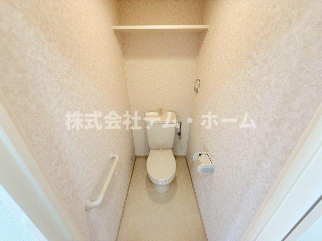 【トイレ】 | グランシャリオ柏原 | ゆったりとした空間のトイレです