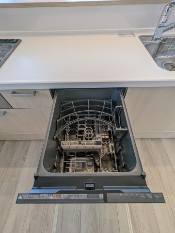 水戸市吉沢町　2期のキッチン|開放感のある空間でお料理～うれしい食洗器付きです！時短家事に繋がり～家事もラク～！！