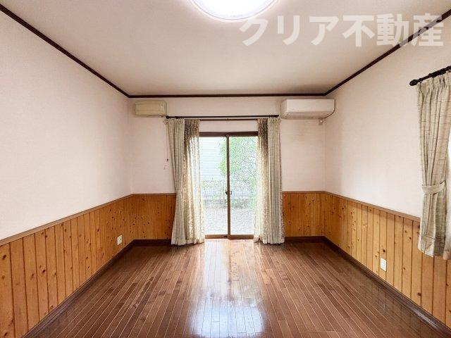 【居間・リビング】 | 藤岡市藤岡中古住宅　藤岡駅徒歩10分、駐車2台！